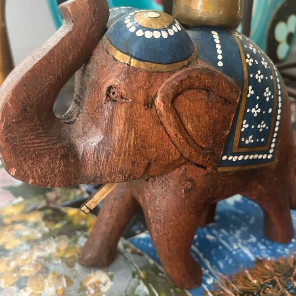 Wooden Hand Craved Elegant  Elephant Candle Stick Holder - Picture 13 of 16